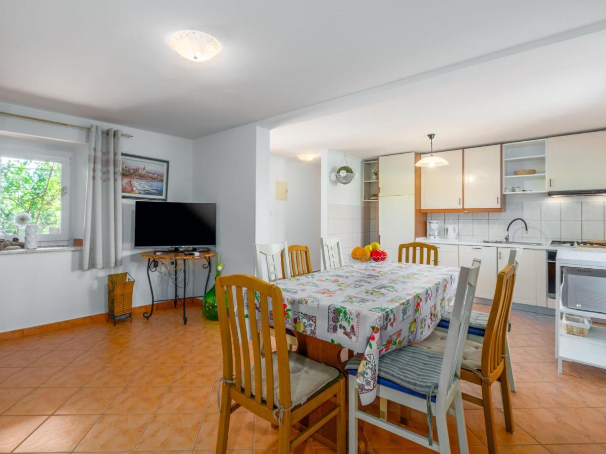 Holiday Home Villa Lucky By Interhome Brtonigla Exteriör bild