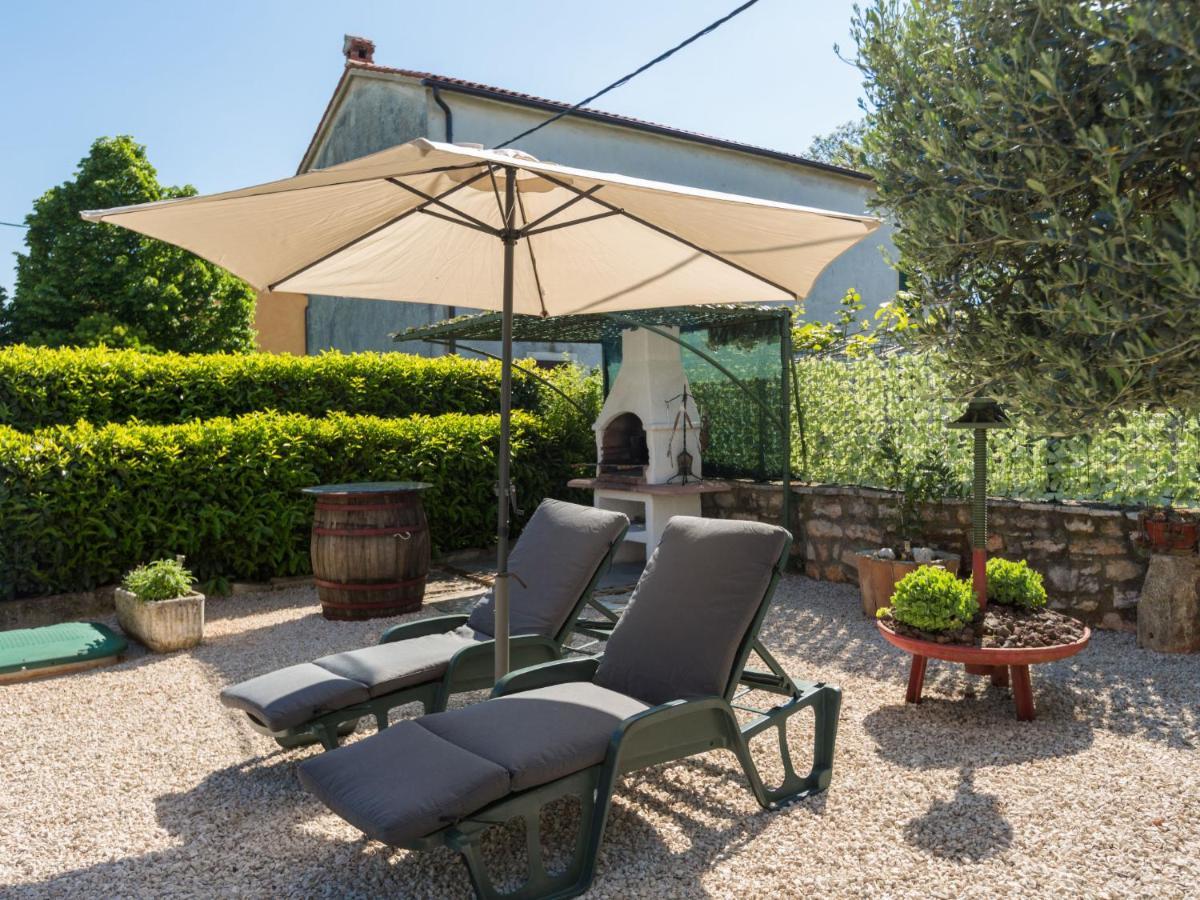 Holiday Home Villa Lucky By Interhome Brtonigla Exteriör bild